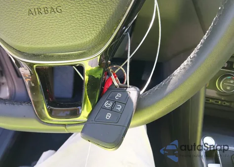 2020 Volkswagen Tiguan 2.0T Se/2.0T Se R-Line Black/2.0T Sel из США, поврежденный, VIN 3VV3B7AX1LM138208